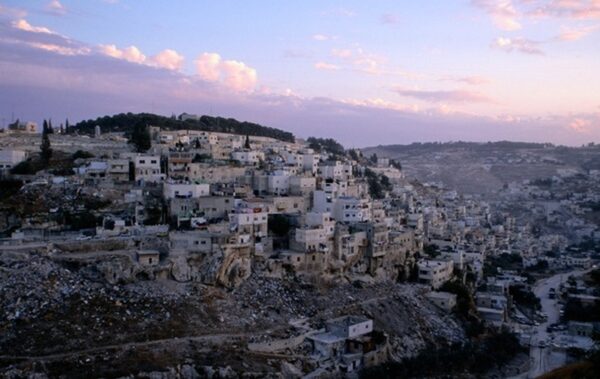Озброєні чоловіки захопили гуманітарну допомогу на під&rsquo;їзді до Гази – ЗМІ
