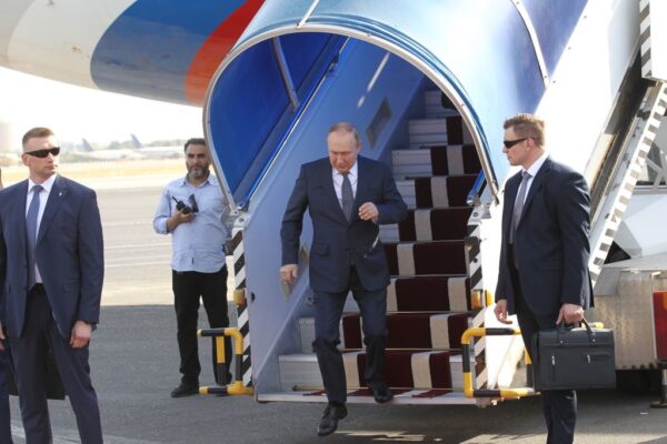Путін зриває зустріч в Стамбулі: що відомо