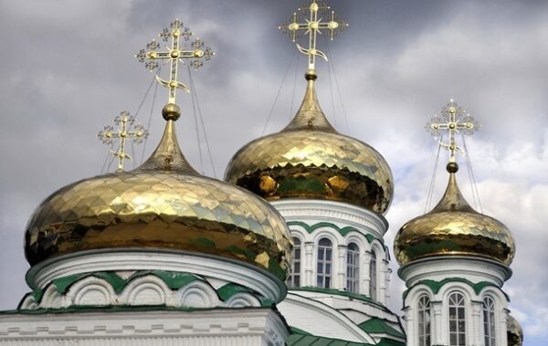 Стало відомо, скільки громад перешли до ПЦУ з 2018 року