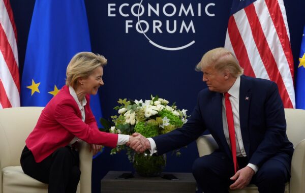 Трамп відклав мита на імпорт з ЄС