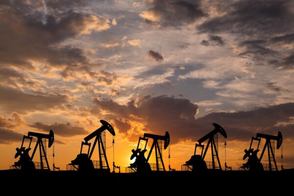 Ціни на нафту знижуються на тлі очікувань збільшення видобутку