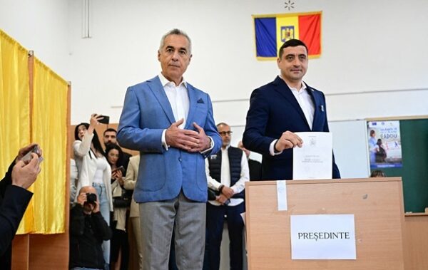 У Румунії лідирує кандидат, у якого територіальні претензії до України