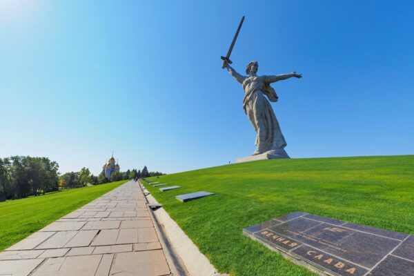 В РФ виявили труп всередині монумента Батьківщина-Мати