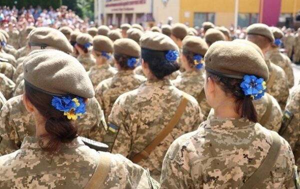 В ЗСУ зробили заяву про обов’язкову службу жінок