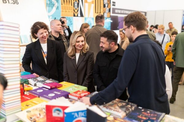 Зеленський обрав “Убити тирана” на 13-му Книжковому Арсеналі у Києві