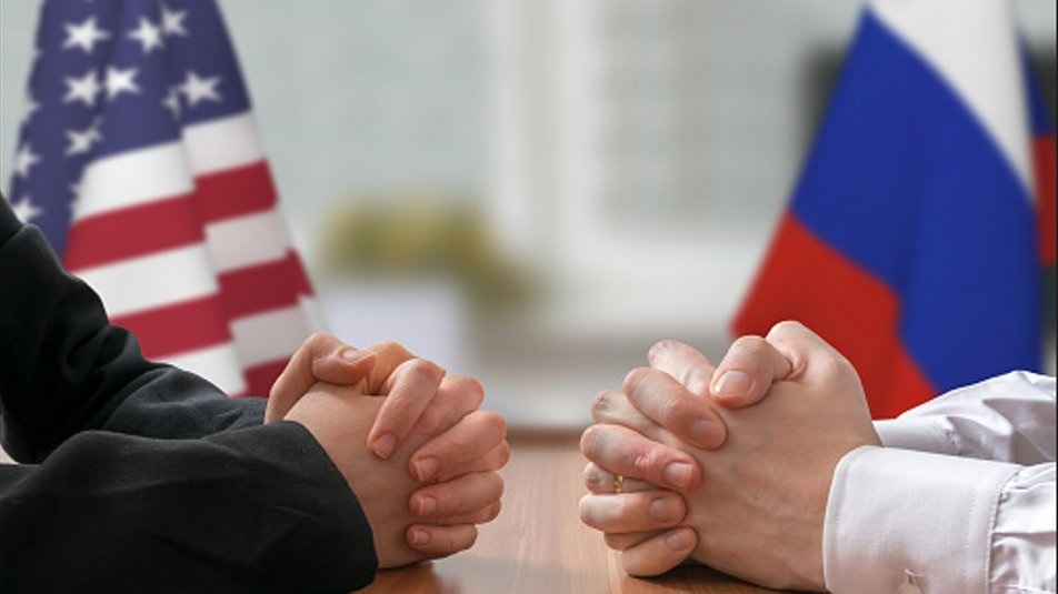 Новини світу - Мінливості війни: чому США не квапляться з посольством у РФ