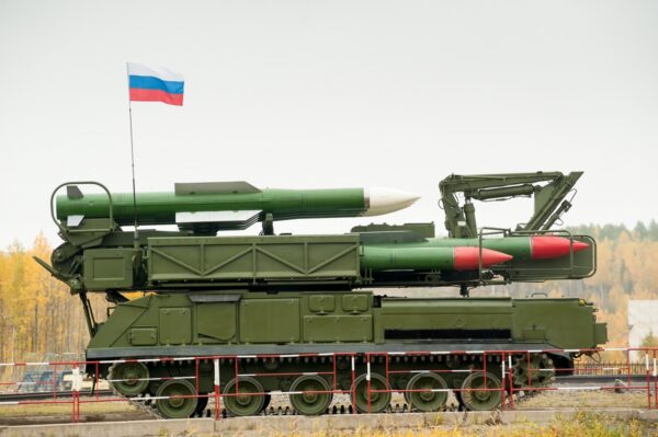 Москва погрожує вийти з мораторію на ракети середньої дальності