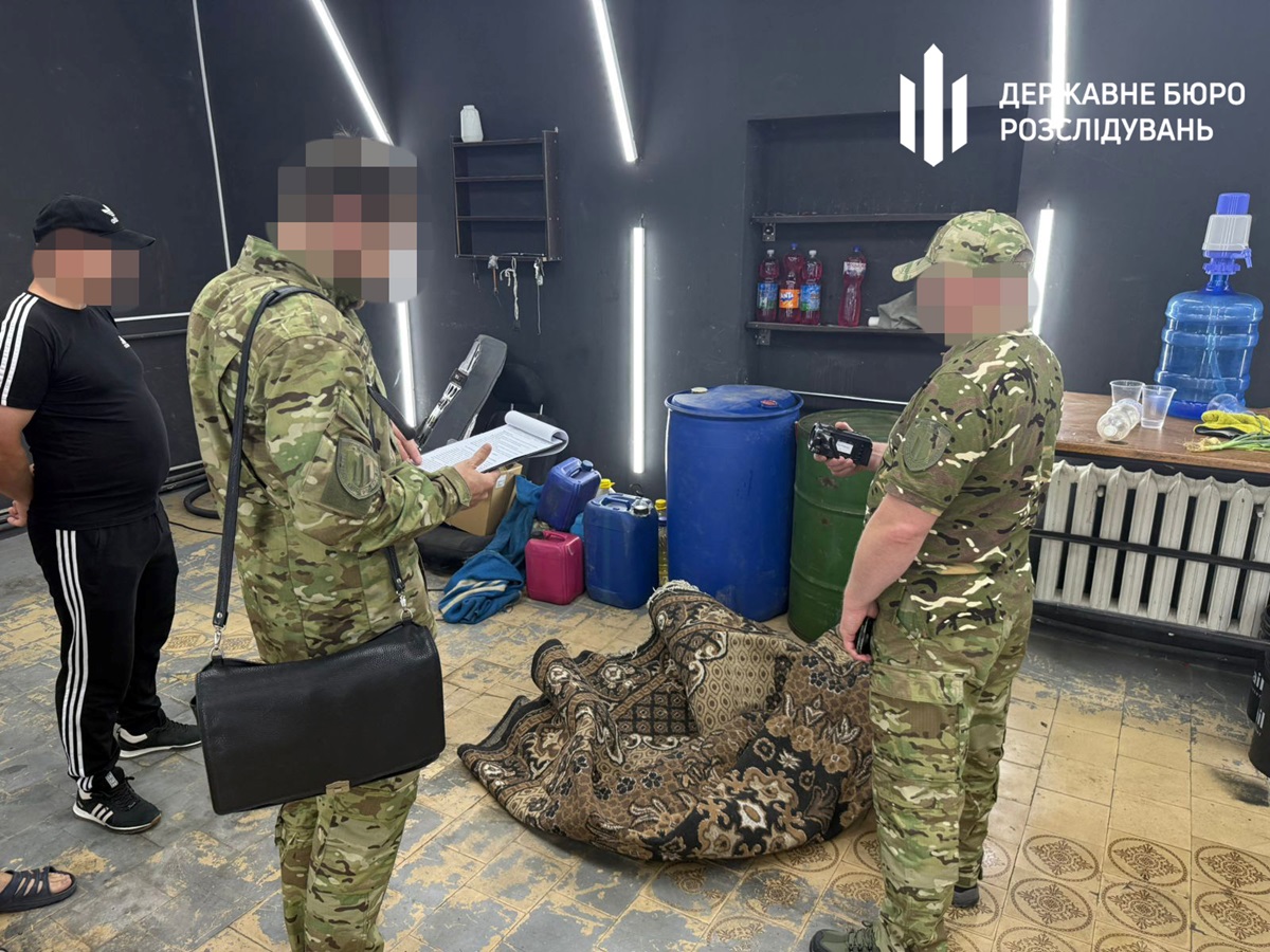 Новини України - На Франківщині викрили військових на розкраданні пального