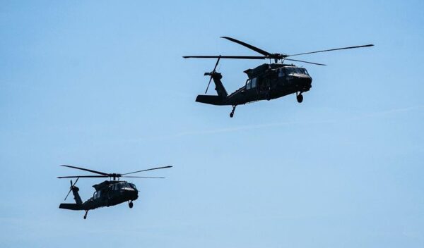 Польща відмовилась від купівлі американських вертольотів Black Hawk