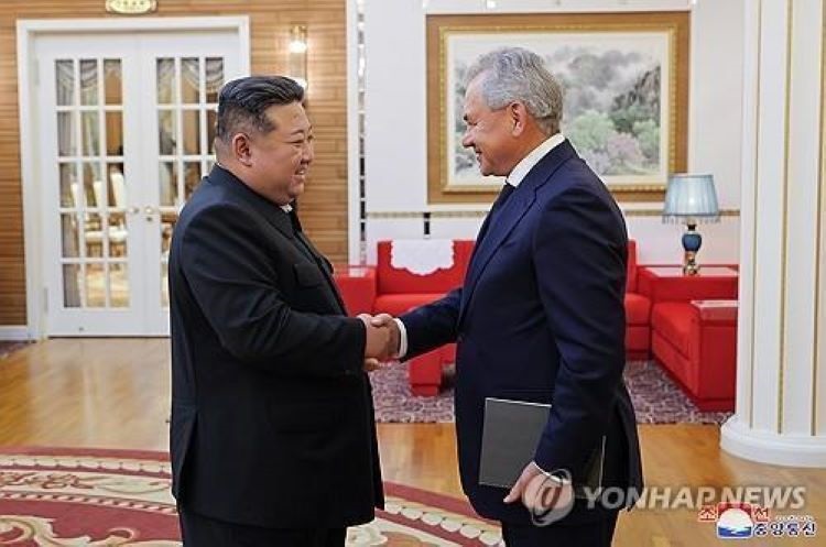 Новини світу - Шойгу вдруге за місяць поїхав до КНДР
