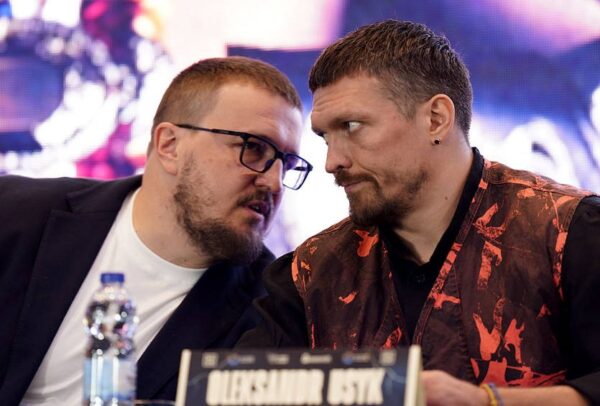 Усик припинив роботу зі своїм багаторічним промоутером