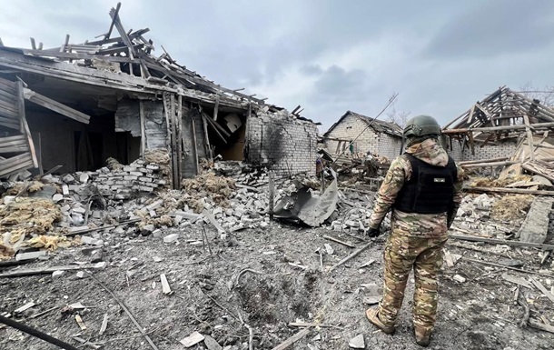 Новини України - ЗСУ: Росіяни намагаються оточити Костянтинівку