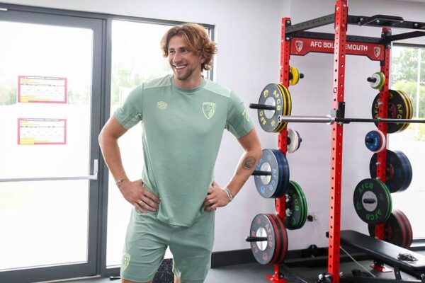 Англійська команда оцінила трансфер Забарного у 70 мільйонів євро