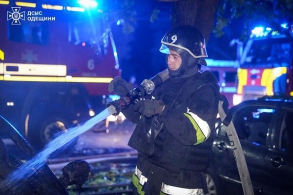Атака на Одесу: горять будинки, пам’ятки, АЗС