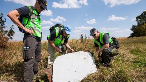 Австралія вимагає від РФ відшкодування за збитий літак MH17