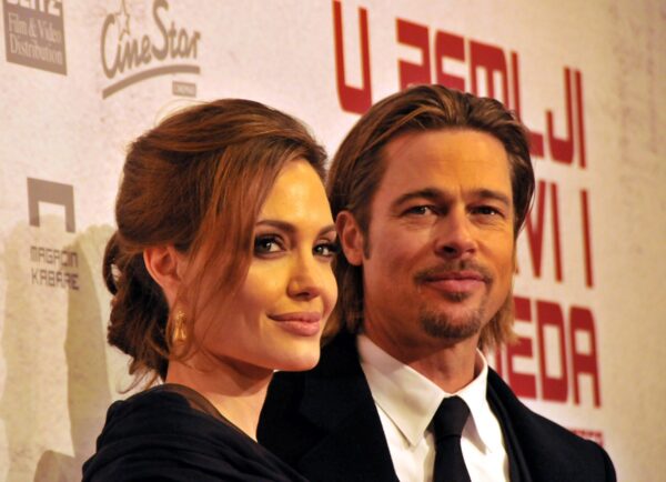 Бред Пітт через суд вимагає доступ до листування Анджеліни Джолі