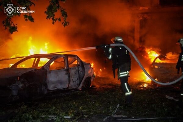 Дрони з різних напрямків: в Одесі пролунали вибухи
