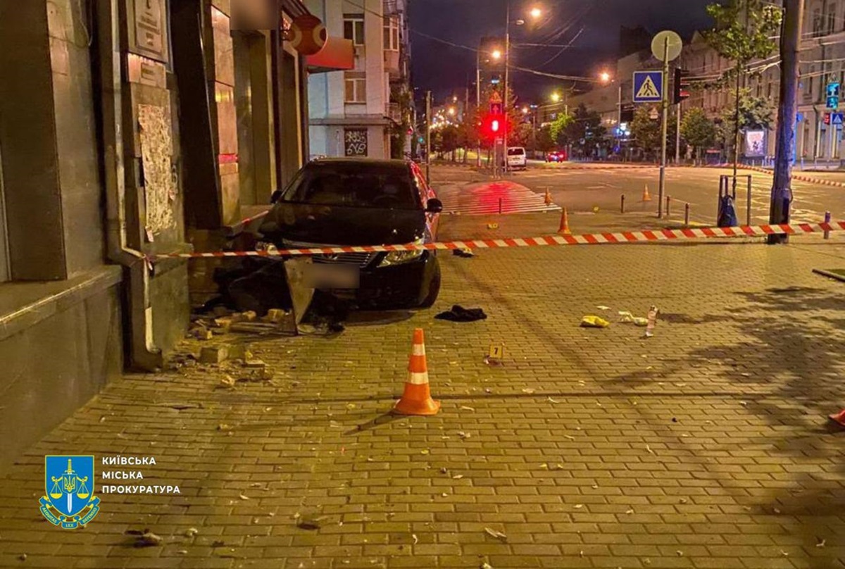 Новини Києва - ДТП за участі працівника прокуратури: постраждала померла