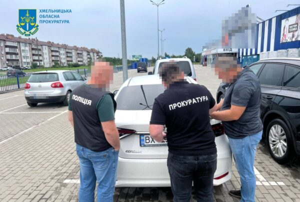 Хмельницьких посадовців підозрюють у розтраті 10 млн