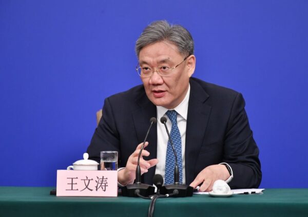 Китай розкритикував ЄС через санкції за підтримку Росії