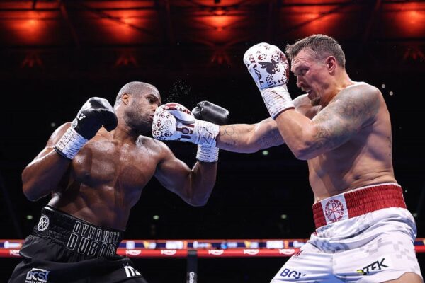 Лапін розповів, що допомогло Усику нокаутувати Дюбуа
