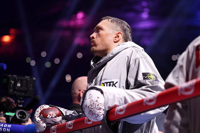 Новини спорту - Льюїс коментує черговий титул Усика: Переміг усіх топових, він геній