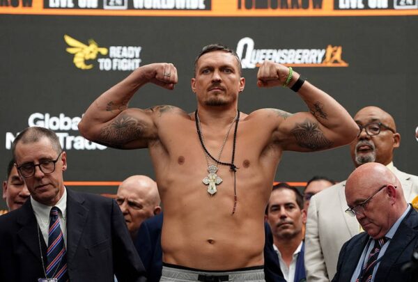 Льюїс поділився своєю думкою щодо термінів завершення кар’єри Усика