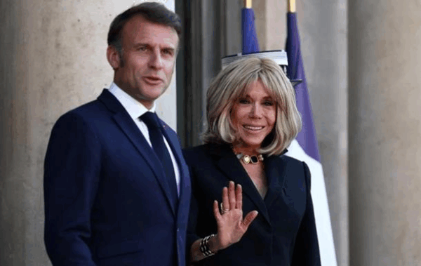 Макрони позиваються на американську блогерку через наклеп