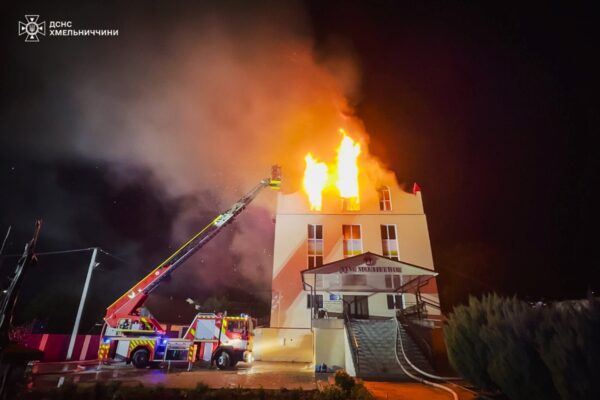 На Хмельниччині блискавка влучила в Дім молитви