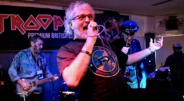 Помер перший вокаліст Iron Maiden Пол Маріо Дей