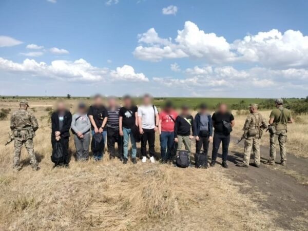 Прикордонники затримали десятеро ухилянтів