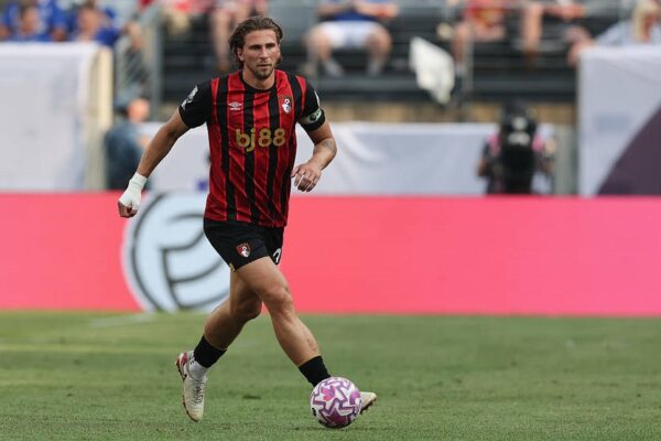 ПСЖ прискорює процес підписання українського захисника