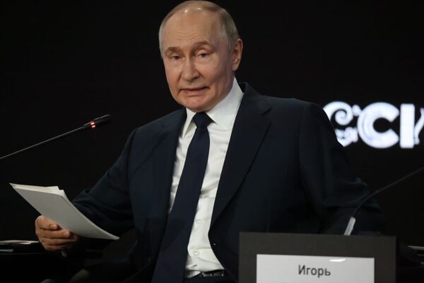 Рейтинг Путіна впав до мінімуму з 2022-го