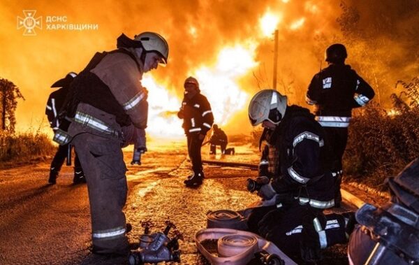 РФ влучила у житловий сектор Чугуєва: є поранені