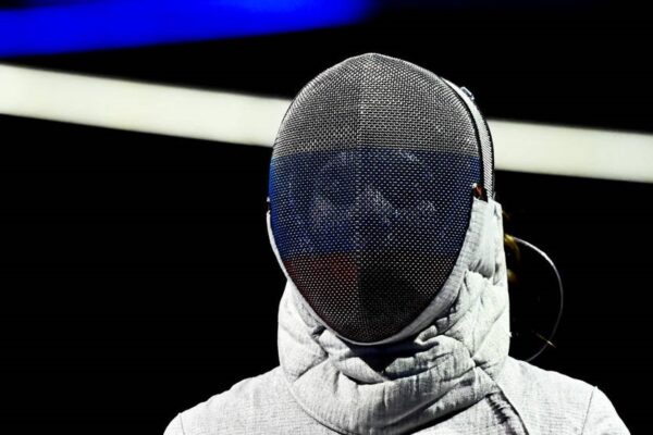 Скандал на ЧС з фехтування: серед “нейтралок” – майор армії РФ