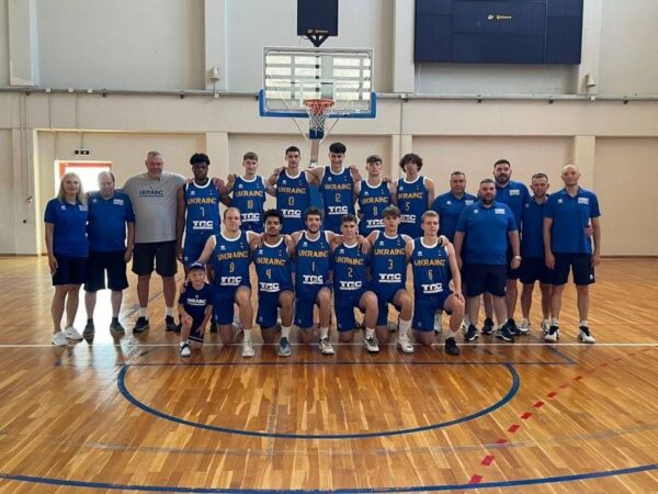 Свій перший матч на Євробаскеті Україна U-20 програла