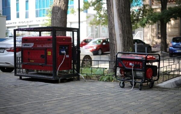 У частині Сум зникло світло внаслідок удару Росії