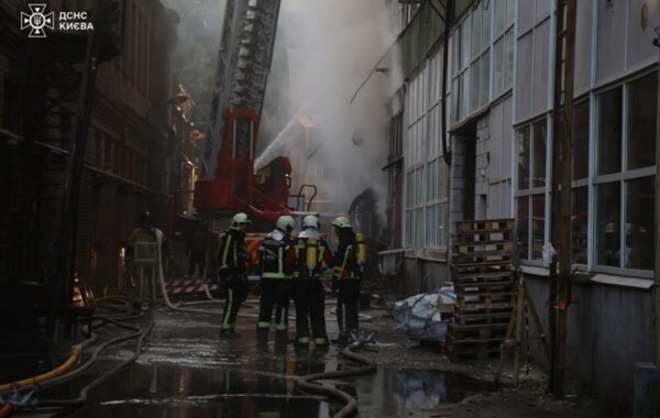 У Києві внаслідок атаки РФ зруйнована амбулаторія