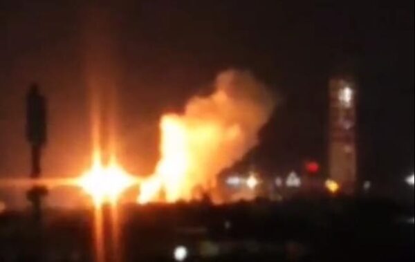 У РФ після атаки БПЛА горять заводи &ndash; соцмережі