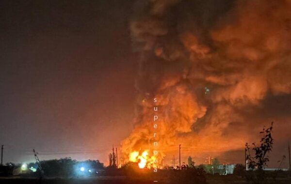 У РФ після удару БПЛА палає нафтобаза &ndash; соцмережі