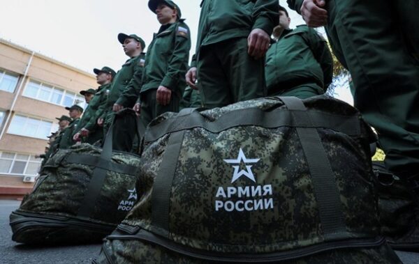 У РФ пропонують призивати до армії протягом усього року