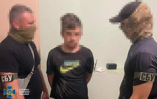 У центрі Рівного попередили теракт у багатоповерхівці