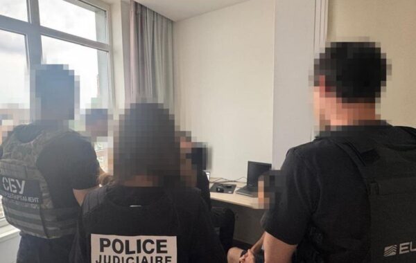 Україна разом з Францією викрили розробника відомої хакерської платформи