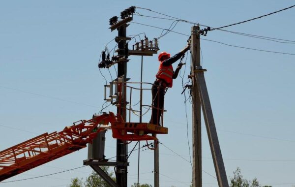 В Україні зростає енергоспоживання на тлі відключень