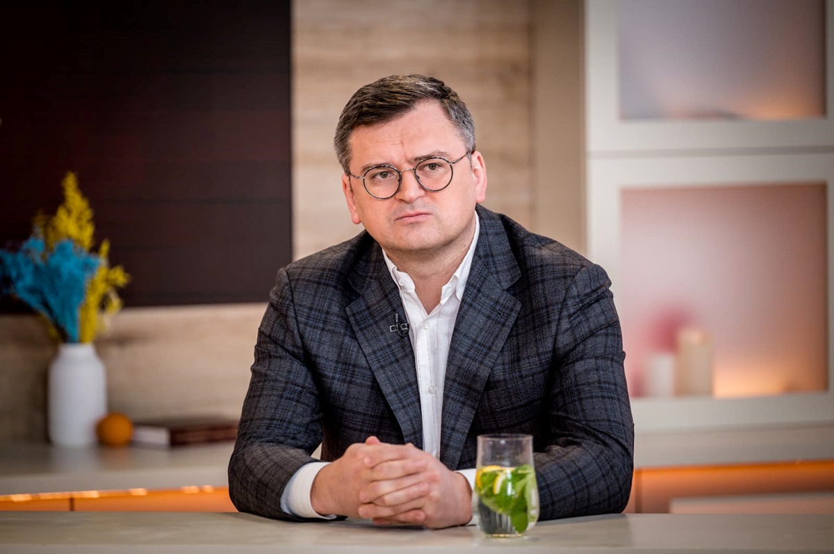 Новини України - "Всі мають це зʼїсти": Кулеба прокоментував скандальний закон