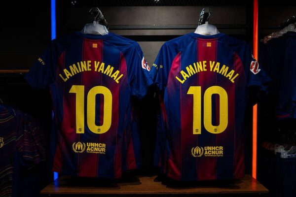 Ямаль тепер “десятка” в Барселоні