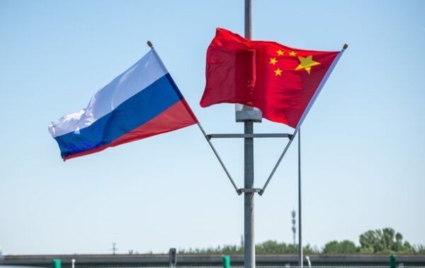 Захід посилює тиск на Китай, аби він менше допомагав РФ у війні