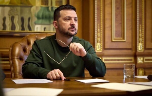 Зеленський нагородив орденами кількох дипломатів