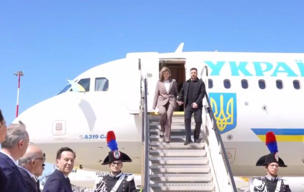 Зеленський прибув з візитом до Італії