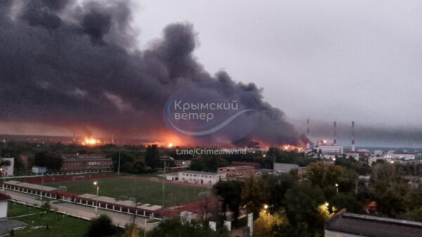 Бензин в РФ буде дефіцитом. Масштабні удари по НПЗ